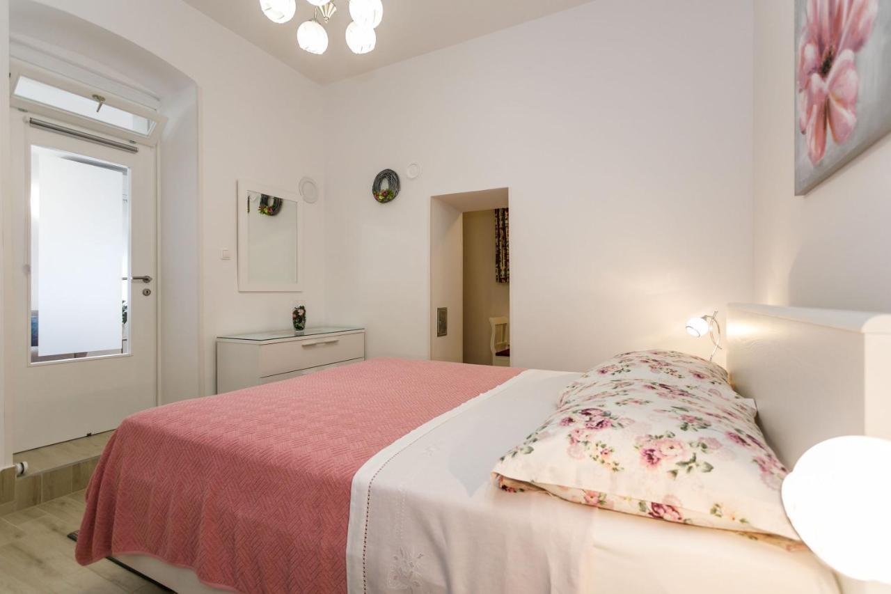 Apartment Near The Sea Judita มาลินสกา ภายนอก รูปภาพ